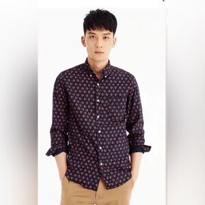 J. Crew Stretch Secret Wash Shirt in Navy and Red Floral, size L